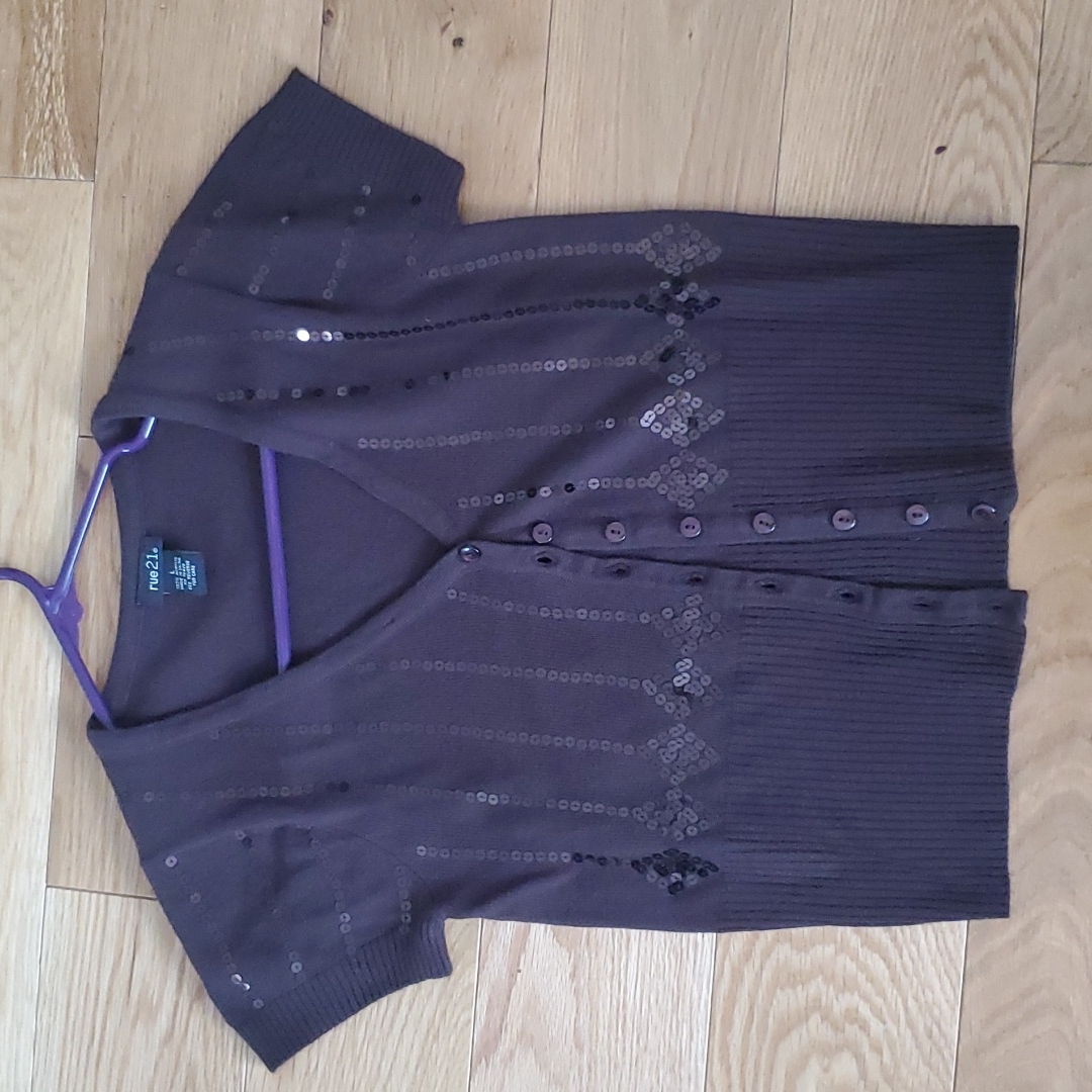 New Rue21 Brown Short Sleeve Sweater